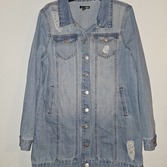 Fashion Nova Light Blue Denim Jacket - Picture 11 of 11